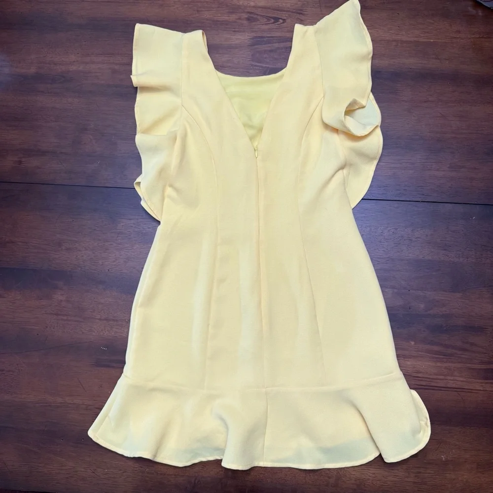 BCBGeneration this ruffle